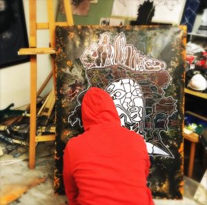 el bastardo working in his studio