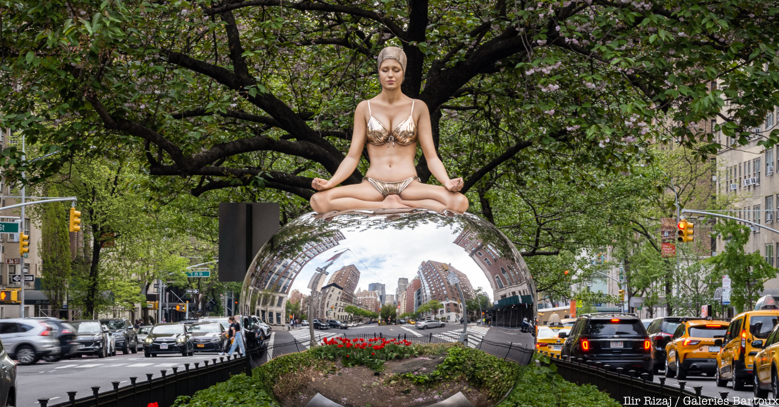 hyperrealist sculptor Carole Feuerman